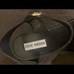 Size 8 1/2 Steve Madden sandals